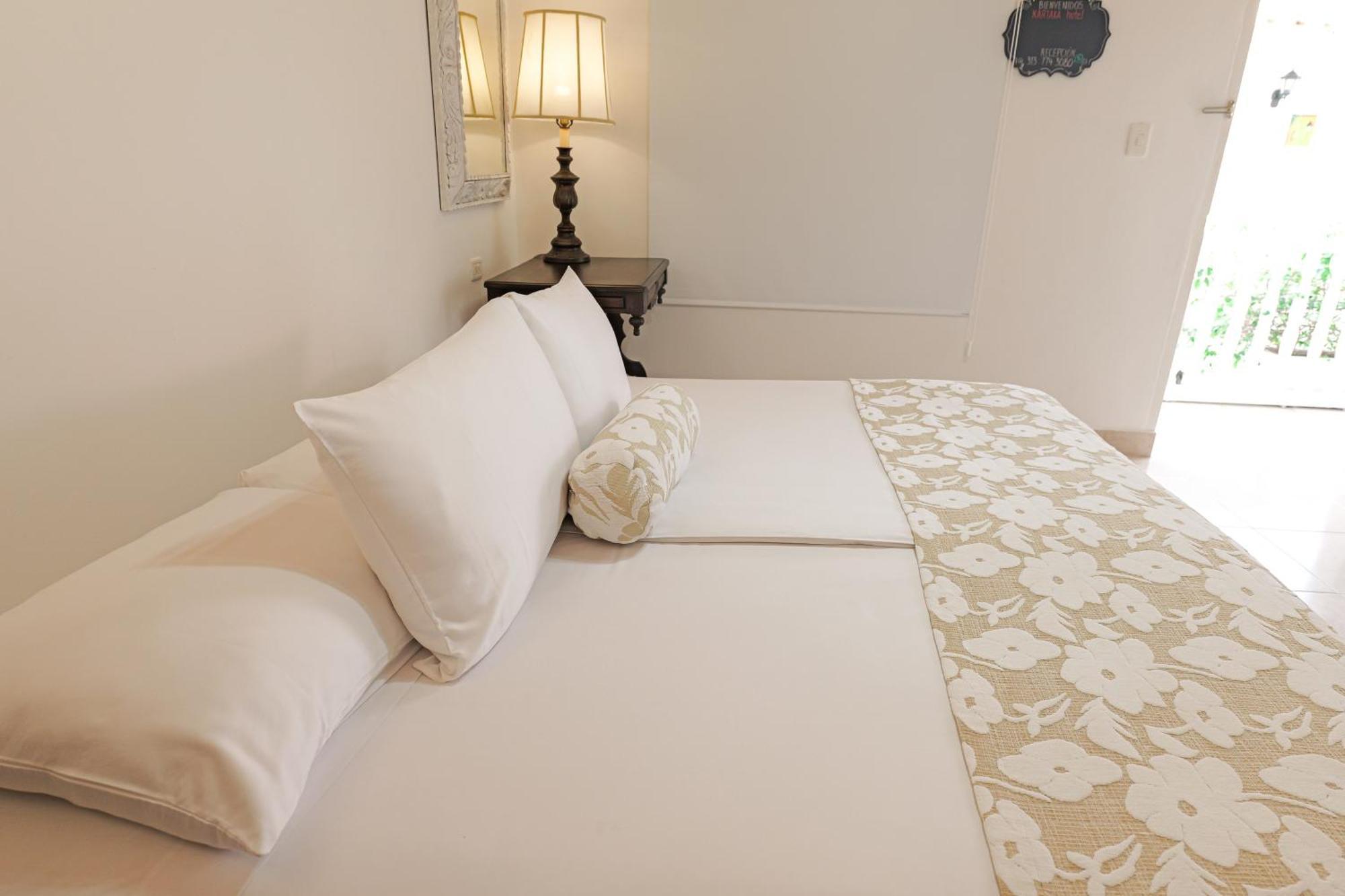 Hotel Kartaxa Cartagène Extérieur photo