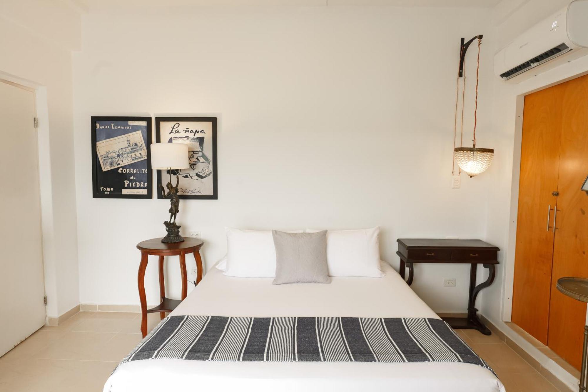 Hotel Kartaxa Cartagène Extérieur photo