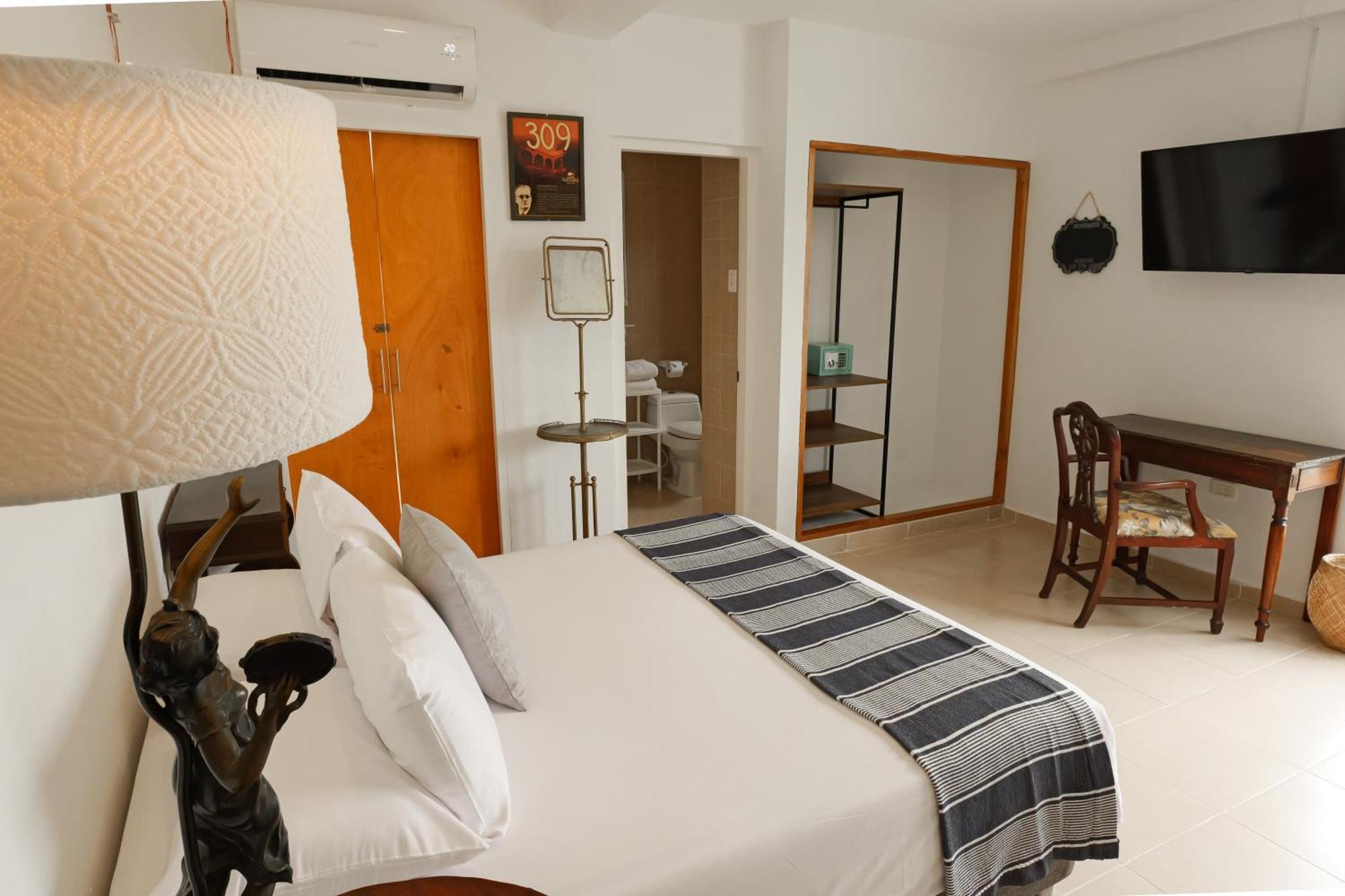 Hotel Kartaxa Cartagène Extérieur photo