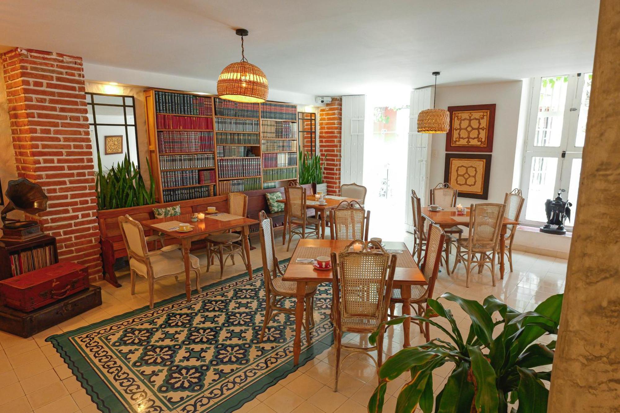 Hotel Kartaxa Cartagène Extérieur photo